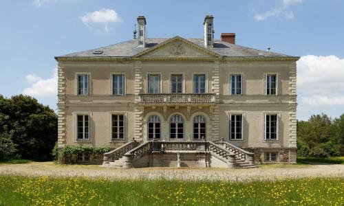 Chateau du Hallay : B&B / Chambres d'hotes proche de Boufféré