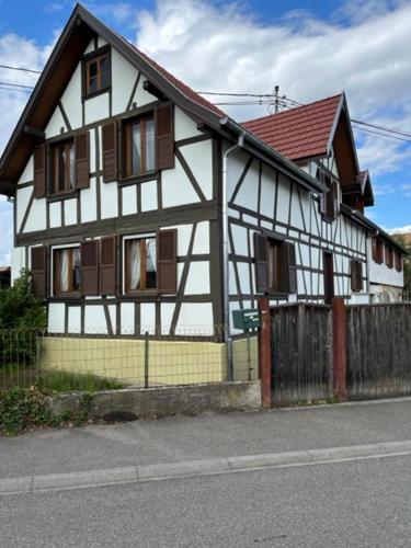 Maison Alsacienne : Maisons de vacances proche de Baldenheim