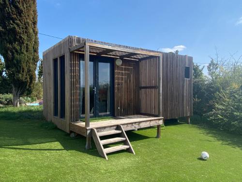 Studio de jardin : Tentes de luxe proche de Frontenas