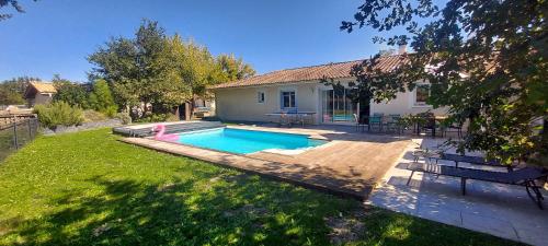 Maison familiale au calme avec piscine securisee : Maisons de vacances proche de Marcheprime