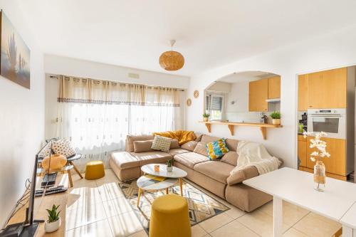 GuestReady - Sunny Side Up with Balcony : Appartements proche de La Garenne-Colombes
