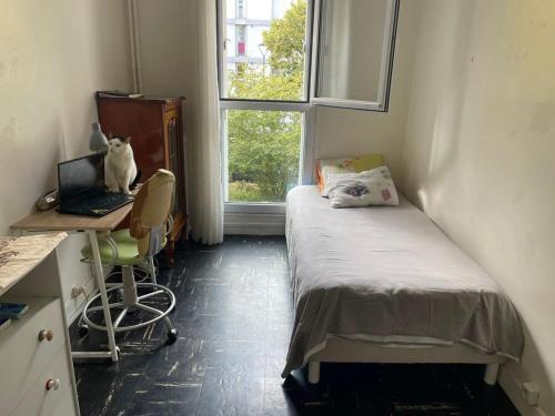 Logement spacieux avec chambre privée : Sejours chez l'habitant proche de L'Île-Saint-Denis