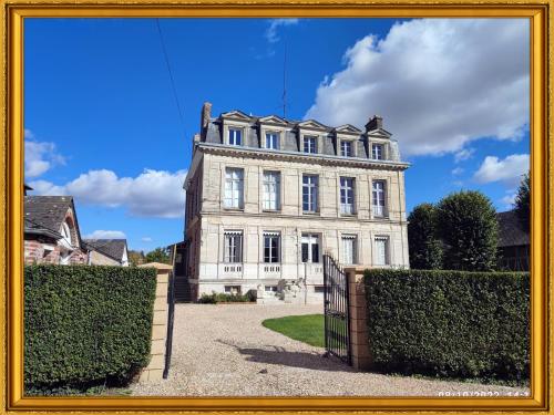 Fief des 3 Guillaume Chambres d'hôtes : Maisons d'hotes proche de Chauvincourt-Provemont