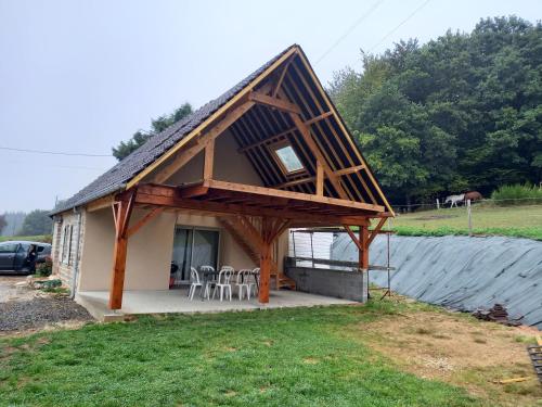 Gîte en lisière de forêt andaine : Maisons de vacances proche de La Baroche-sous-Lucé