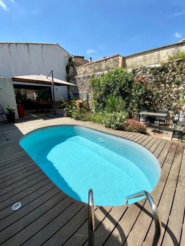 Villa de 2 chambres avec piscine privee jardin clos et wifi a Cournonsec : Villas proche de Saint-Paul-et-Valmalle