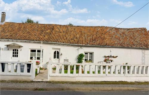 Awesome home in Longvilliers with WiFi and 2 Bedrooms : Maisons de vacances proche de Bimont
