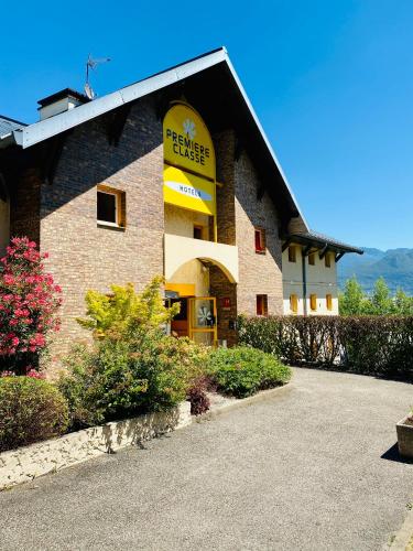 Premiere Classe Annecy Cran-Gevrier : Hotels proche de Montagny-les-Lanches