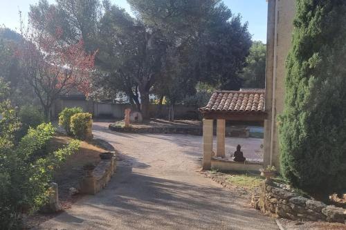 Villa de 240 m2 au calme avec piscine : Villas proche de Lançon-Provence