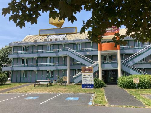 Nouvelle Classe Hotel : Hotels proche de Saint-Rémy-sur-Creuse