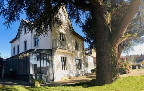 LA MAISON BLANCHE : Maisons de vacances proche de Saint-Junien