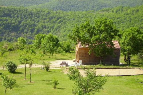 Gîte indépendant au calme avec vue panoramique : Maisons de vacances proche de Ginouillac