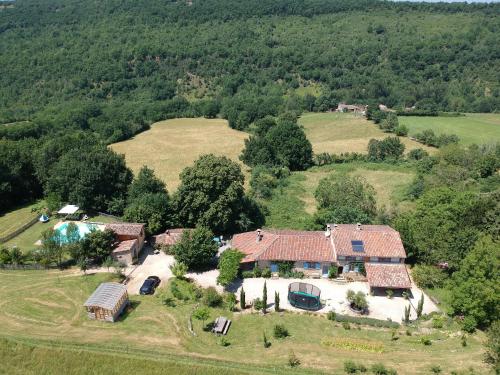Domaine de Ferrières Haut : Maisons de vacances proche de Vaïssac