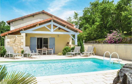 Stunning Home In Brantme With 2 Bedrooms, Wifi And Outdoor Swimming Pool : Maisons de vacances proche de Cantillac