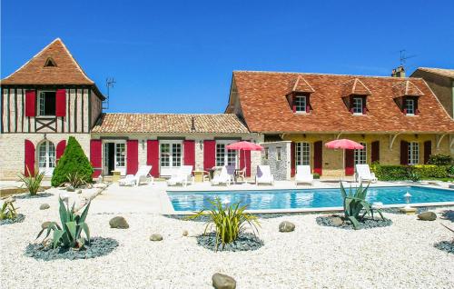Lovely Home In Gardonne With Outdoor Swimming Pool : Maisons de vacances proche de Saint-Pierre-d'Eyraud