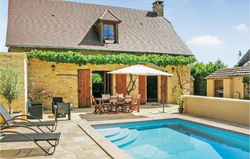 Nice Home In St Amand De Coly With Wifi, Private Swimming Pool And Outdoor Swimming Pool : Maisons de vacances proche de Saint-Amand-de-Coly