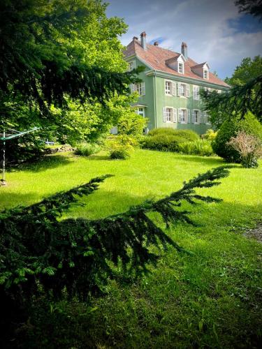 A l'Ombre des tilleuls : Maisons de vacances proche d'Oberbruck