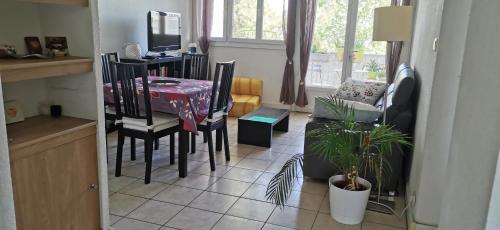 Superbe appartement lumineux proche Montpellier à Castelnau-le-lez : Appartements proche de Jacou