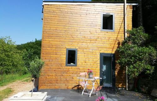 Maison de 2 chambres avec jardin amenage et wifi a Poitiers : Maisons de vacances proche de Vouneuil-sous-Biard