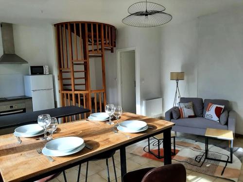 Maison centre-ville Alençon : Appartements proche de Moulins-le-Carbonnel