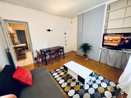 Descent flat in the center of Fontainebleau : Appartements proche de Samoreau