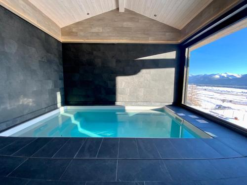 Artik chalet avec vue à 180 degrés et piscine : Chalets proche de Caudiès-de-Conflent