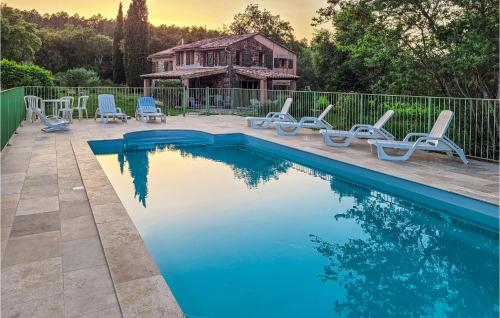 Beautiful Home In Gonfaron With 4 Bedrooms, Wifi And Private Swimming Pool : Maisons de vacances proche de Les Mayons