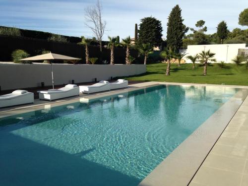 Mougins Luxury villa near Cannes : Villas proche de Valbonne