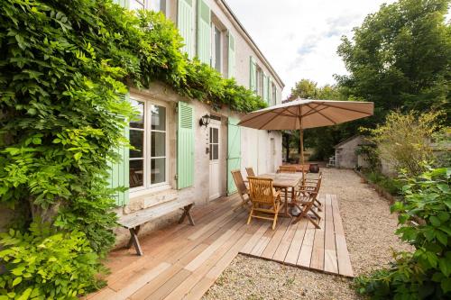 le Jardin de Josnes : B&B / Chambres d'hotes proche de Saint-Laurent-des-Bois