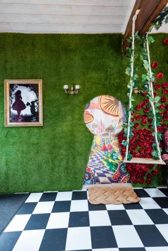 Insolite Alice in Wonderland : Maisons de vacances proche de Gujan-Mestras