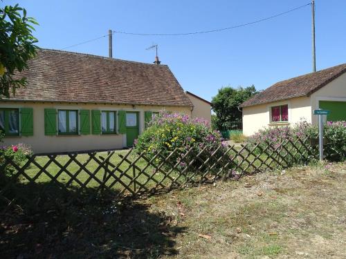 Gîte Congé-sur-Orne, 3 pièces, 4 personnes - FR-1-410-166 : Maisons de vacances proche de Sainte-Jamme-sur-Sarthe