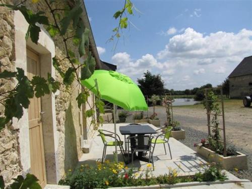 Gîte Crannes-en-Champagne, 3 pièces, 5 personnes - FR-1-410-204 : Maisons de vacances proche de Vallon-sur-Gée