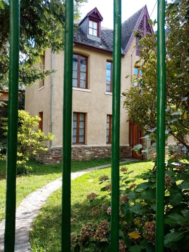 Villa SYLVIE : Maisons de vacances proche de Montauban-de-Luchon