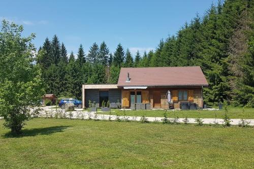 Chalet au milieu de la nature : Maisons de vacances proche de Picarreau