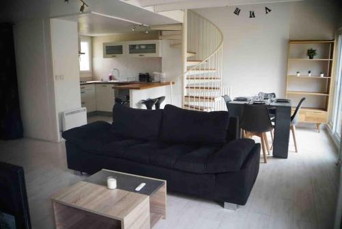 Superbe duplex de 64m2 - T2 proche Paris-Saclay : Appartements proche de Fontenay-lès-Briis