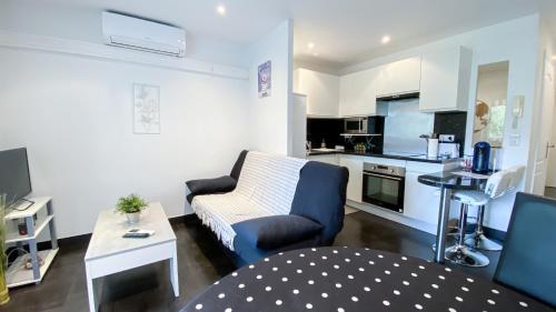 Jourdan - Bel appartement climatisé a Cannes : Appartements proche de Pégomas