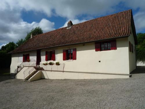 Farmhouse In Cavron-Saint-Martin : Maisons de vacances proche de Le Quesnoy-en-Artois
