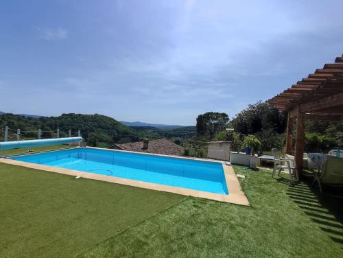 Forcalquier Villa avec piscine Provence Luberon : Maisons de vacances proche de Pierrerue