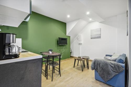 Chic cosy apart with parking : Appartements proche de Sammeron