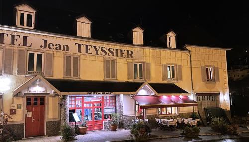 Logis Hôtel Teyssier : Hotels proche d'Espartignac
