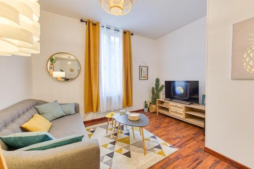 2 rooms, Scandinavian spirit, free wifi : Appartements proche de Fontaine