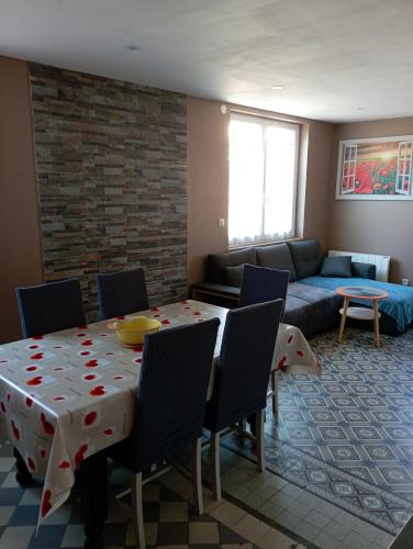 Maison de 2 chambres avec jardin clos et wifi a Saint Blimont : Maisons de vacances proche de Feuquières-en-Vimeu