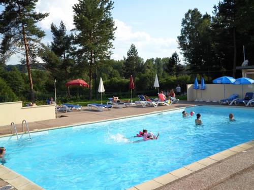 Camping les Pinasses : Campings proche de Brouvelieures