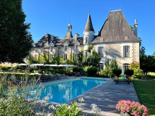 Chateau Le Mas de Montet : Maisons d'hotes proche de Chassaignes