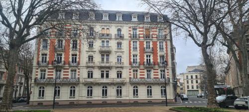 Appartement Vichy - Quartier des Thermes : Appartements proche de Biozat