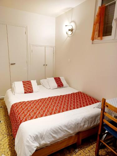 3 private rooms in a villa at Sceaux 600m RER B direct to Notre-Dame : Appartements proche de Fresnes