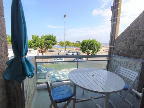 Appartement vue MER avec WIFI, parking, au port de de PERROS-GUIREC - Réf 848 : Appartements proche de Saint-Quay-Perros