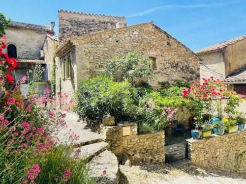 Maison de village en pierre : Maisons de vacances proche de Mérindol-les-Oliviers