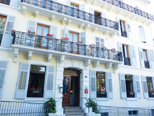 Hôtel Gallia : Hotels proche de Pugny-Chatenod
