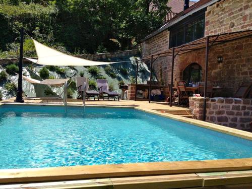Villa de 3 chambres avec piscine privee terrasse et wifi a Noailhac : Villas proche de Ligneyrac