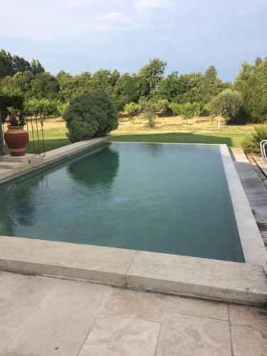 Luberon belle maison provençale climatisée avec piscine privée : Villas proche de Cavaillon